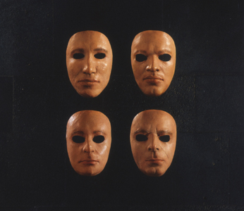 2000 - Is There Anybody Out There-The Wall Live 1980-1981  